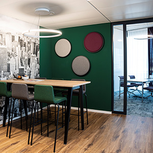 Steuerkanzlei Büroeinrichtung in München von LHL Innenarchitektur, Büroplanung, Montage, Lieferung und Dekoration Mühldorf, München, Landshut, Passau - Bürobeleuchtung, Besprechungsraum, Büroberatung, Büroakustik, Büro, Besprechungsraum, Büroschrank, Bürostuhl, Bürotisch, Besprechungstisch, Konferenztisch, Akustiktapete, Akustikpaneele, Mooselemente, Teppichboden, Bodenbeläge